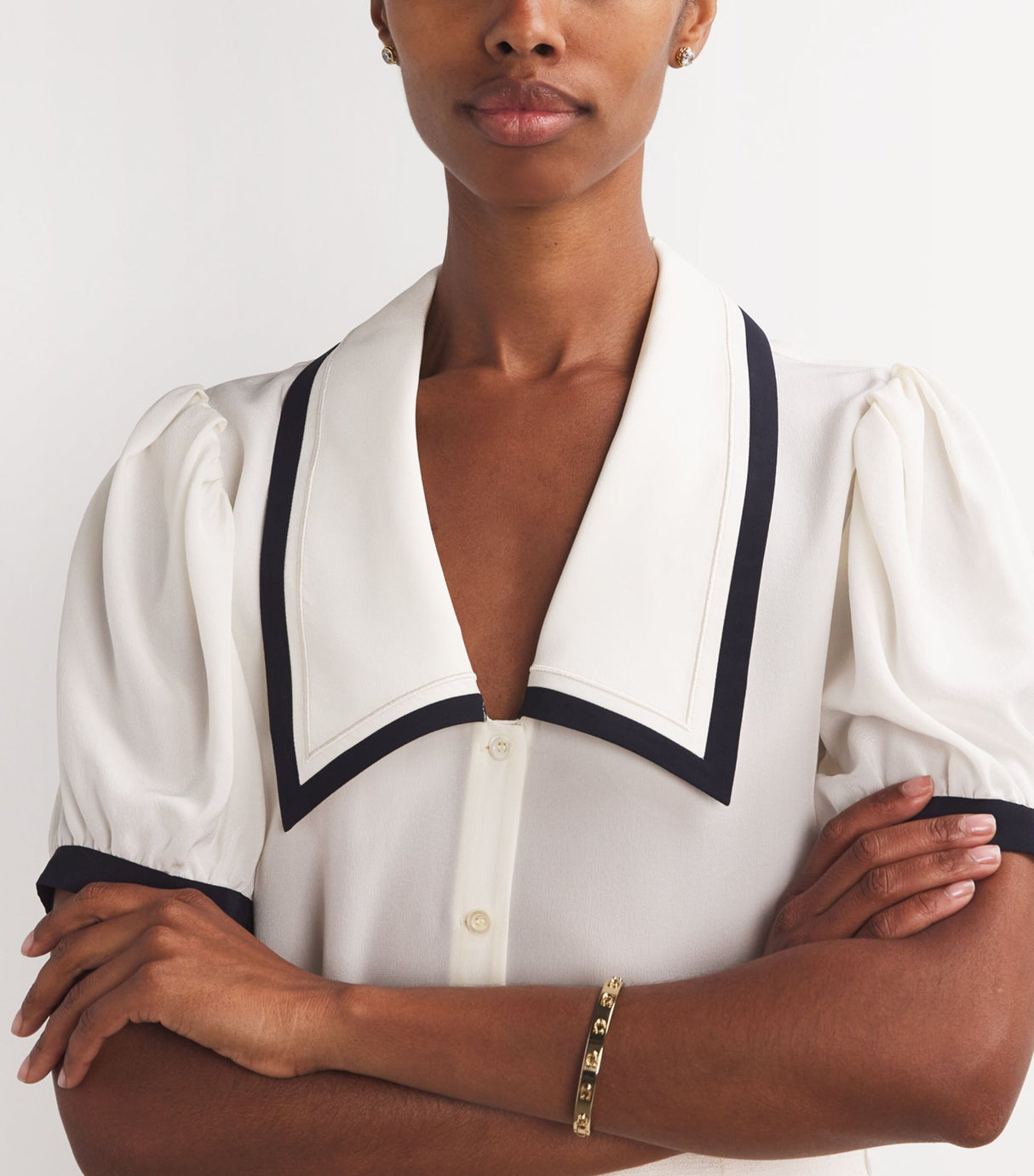 Coach Crystal Signature Stud Earrings | Abqstore AE